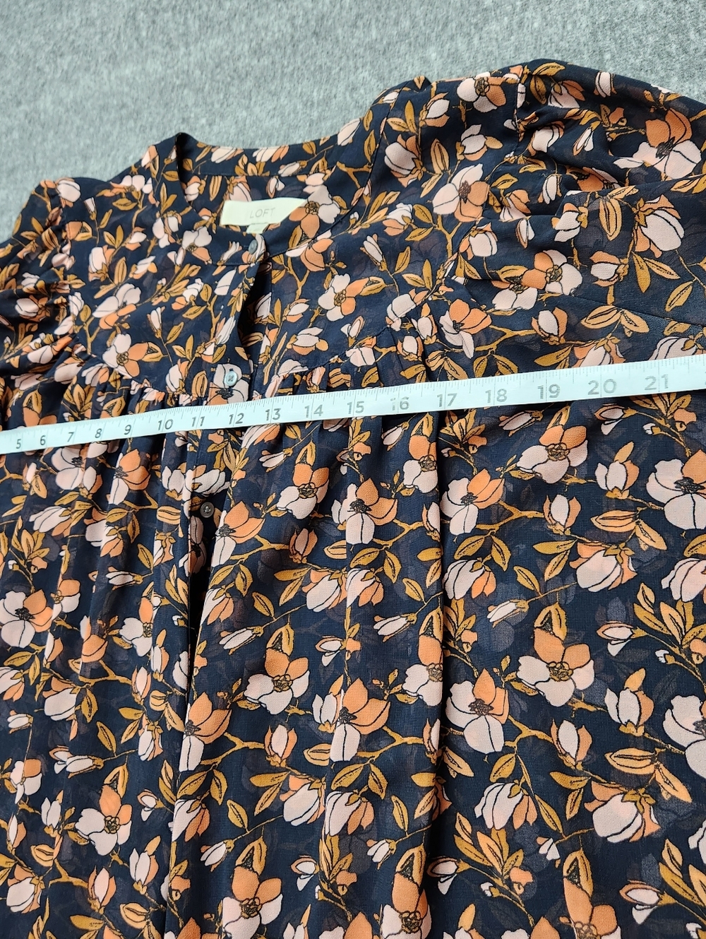 LOFT Floral Blouse Womens Small Navy Long Sleeve Flowy Top - Picture 3 of 7